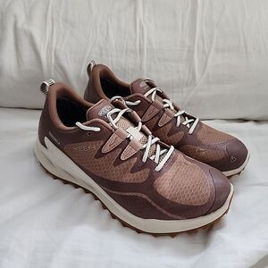 KEEN Zionic Women's 10.5 Waterproof Hiking Shoes Warm Taupe/Raw Umber Lace Up